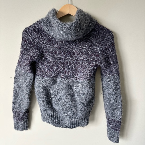 Aritzia Wilfred Free Erable Wool Zip up Sweater Size  Medium - Picture 3 of 5